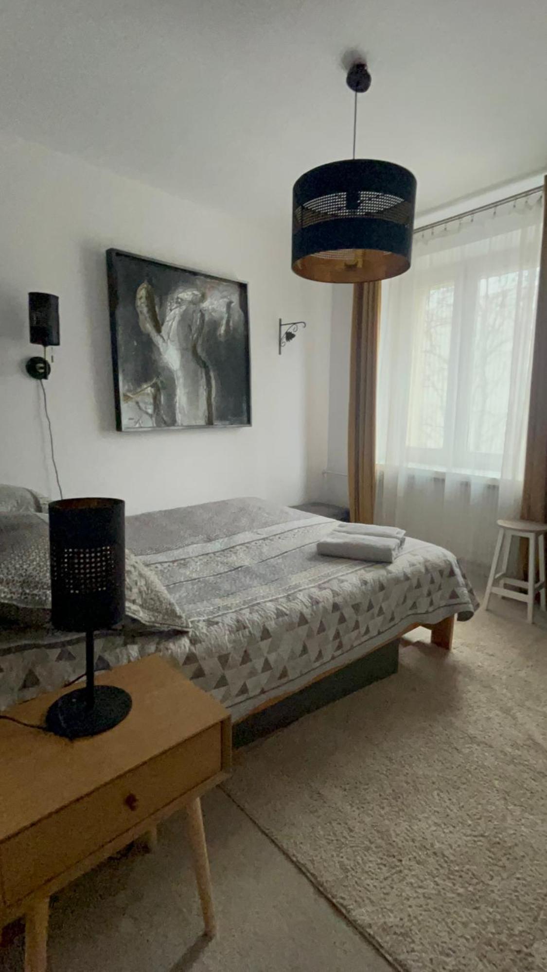 Perfect Location Two Bedrooms With Balkony Appartamento Varsavia